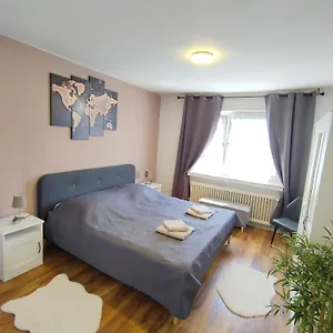 Large - Modern & Fully Equipped - Near Fair , Köln Deutschland