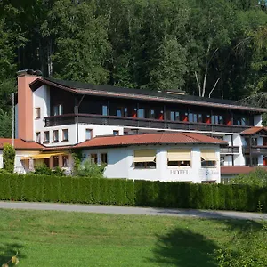 Otel St. Ulrich Garni